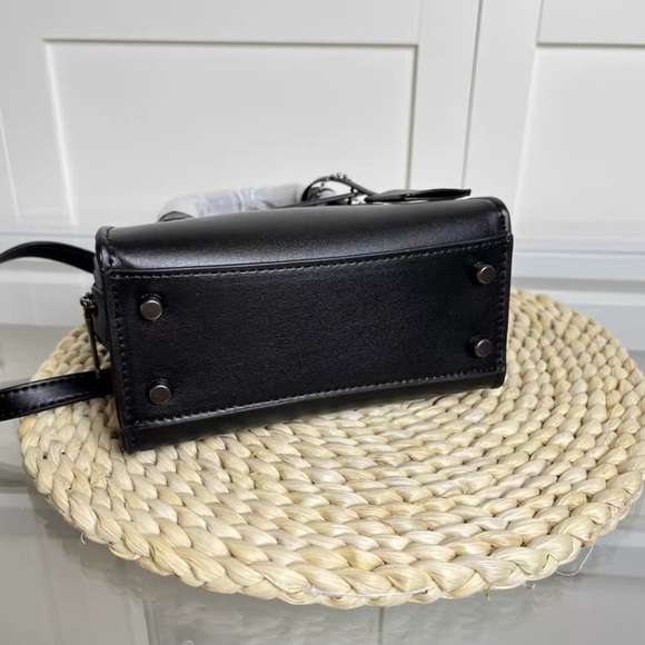 Coach Black shoulder bag - Picture 5 of 8